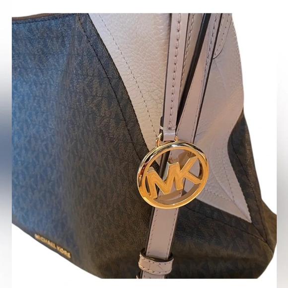 Michael Kors Aria Large Shoulder Hobo MK Signature Brown/soft Pink - Picture 6 of 10